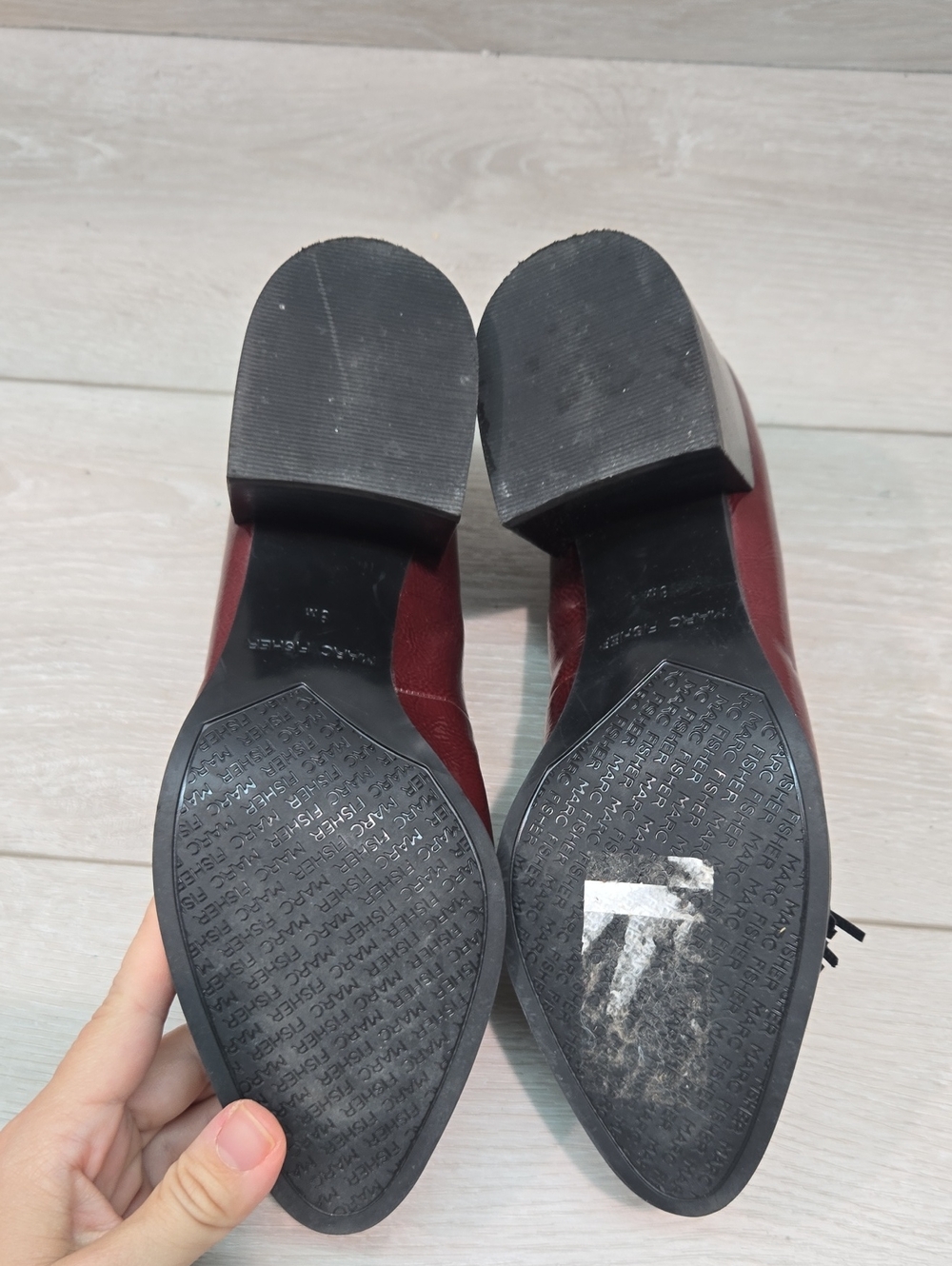 Marc Fisher Women "Like New"Leather Tassel Heels Shoes Sz 8M - Picture 11 of 12